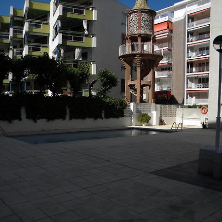 Apartamentos Varadero Arysal Salou Exteriör bild
