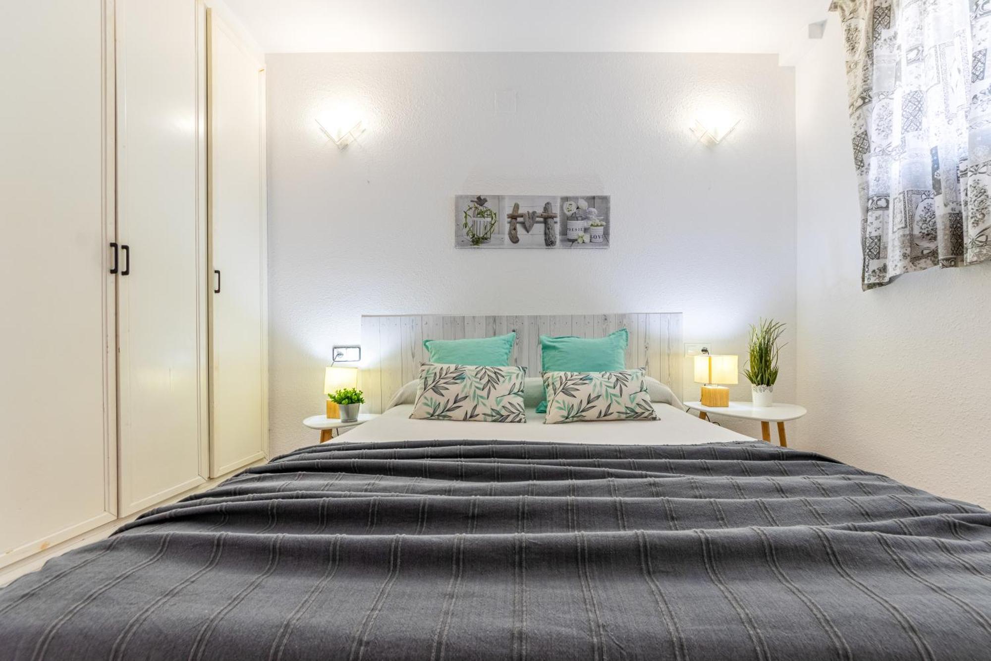 Apartamentos Varadero Arysal Salou Exteriör bild