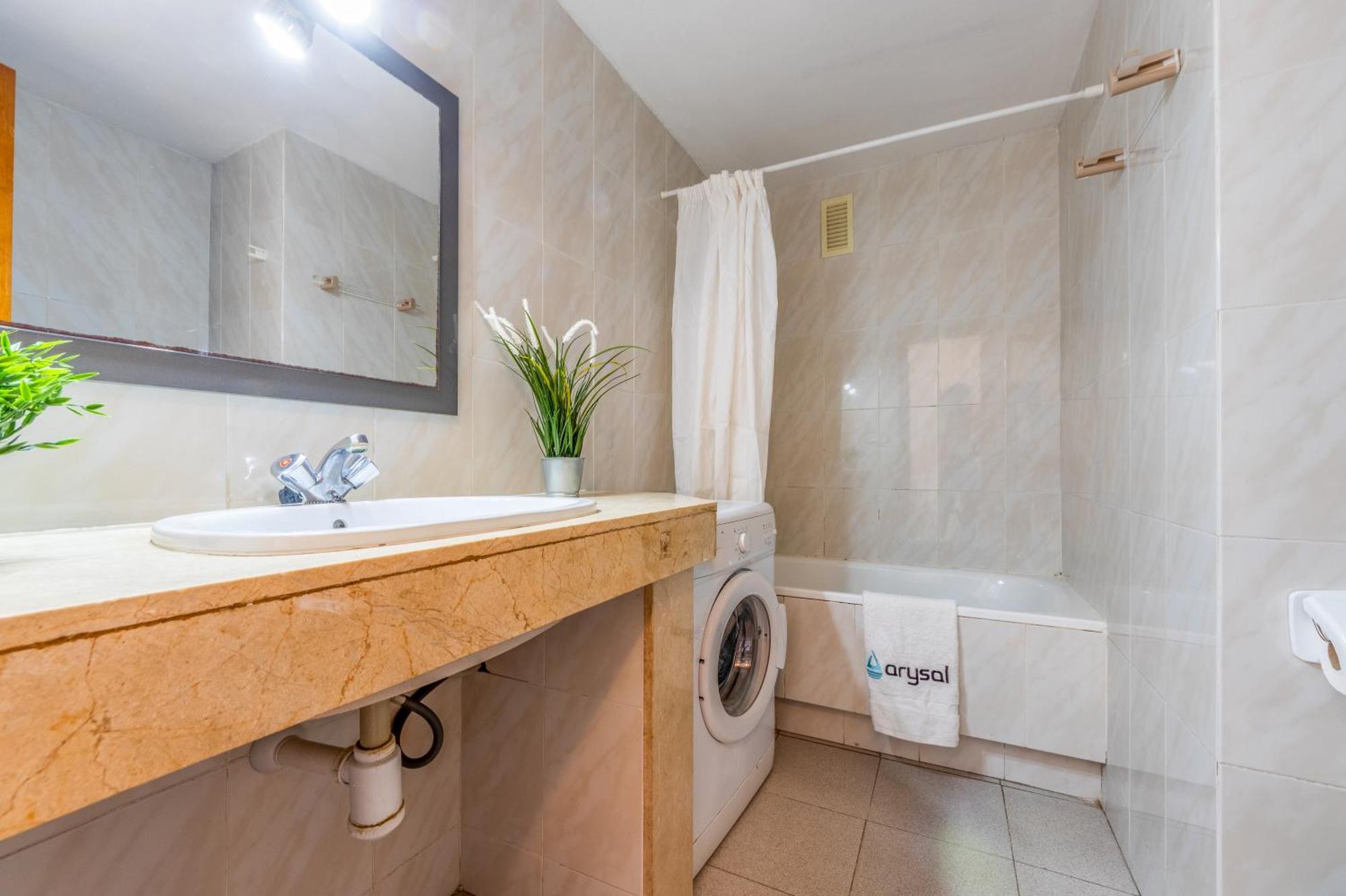 Apartamentos Varadero Arysal Salou Exteriör bild